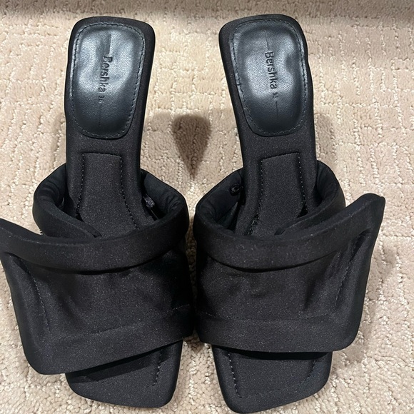 Bershka Velcro Kitten Heels 36 - Picture 2 of 6